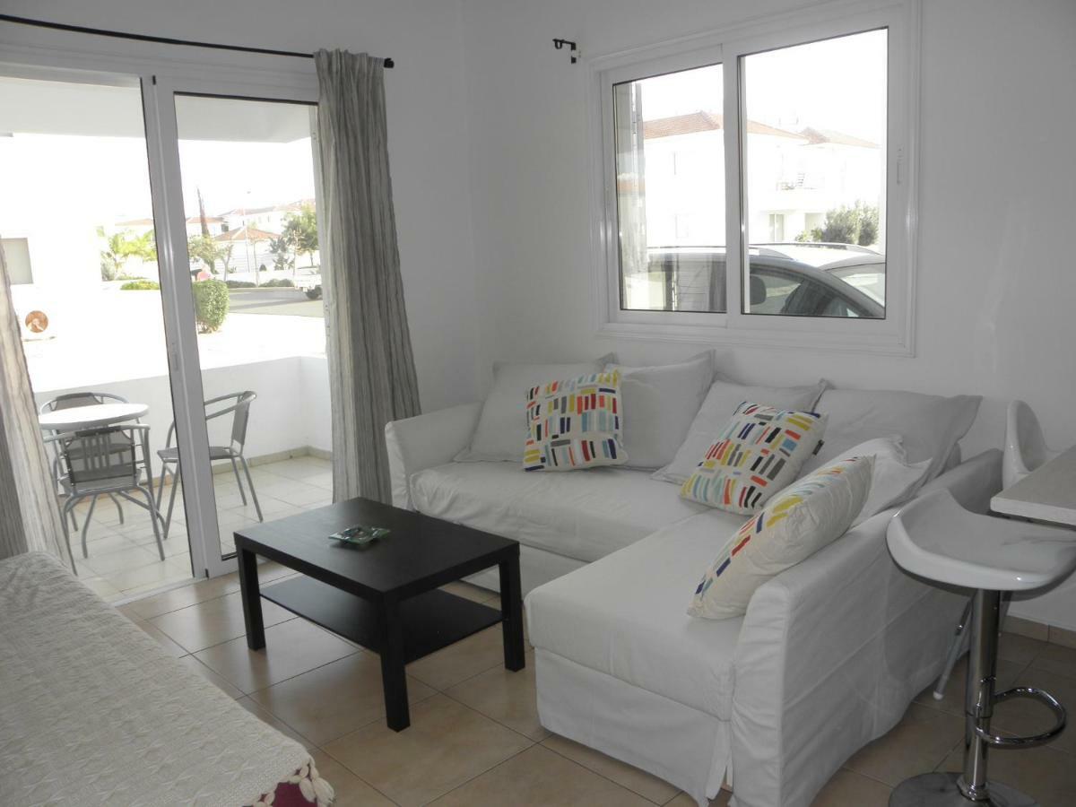 Cosy Apartment In A Luxury Resort 파라림니 외부 사진